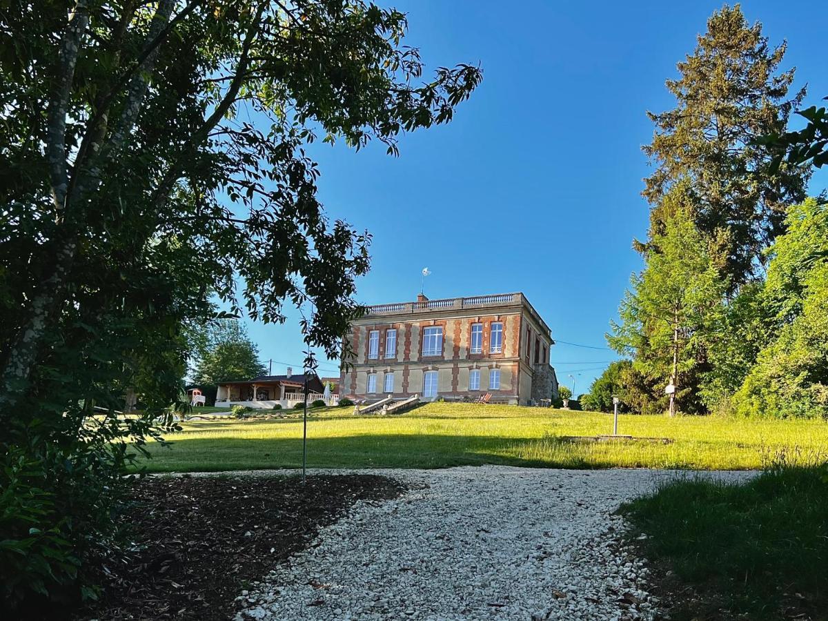 Bed and Breakfast Demeure De La Garenne Montmirail  Екстер'єр фото