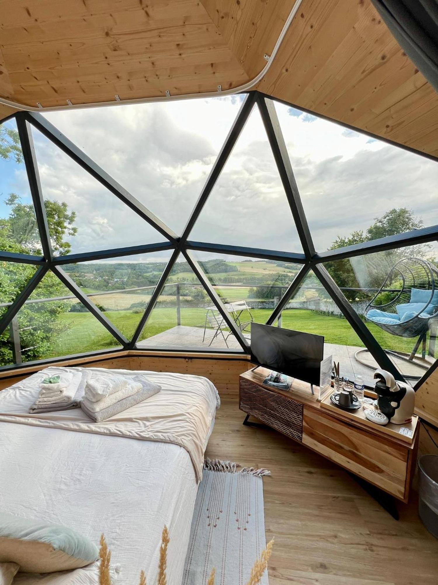 Bed and Breakfast Demeure De La Garenne Montmirail  Екстер'єр фото
